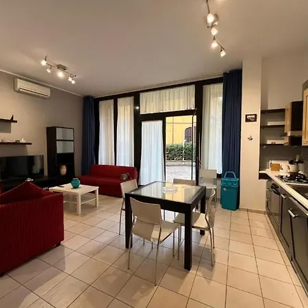 Poppi S House Centre شقة