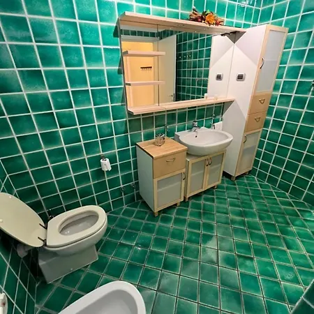 Poppi S House Centre