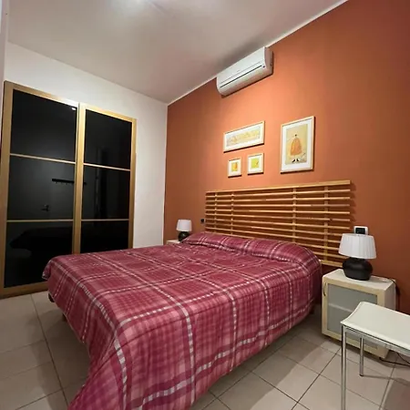 Poppi S House Centre